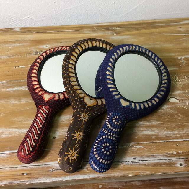 楽天市場 手鏡 ハンドミラー コンパクトミラー 3色 バティック柄 おしゃれ かわいい アジアン バリ アンティーク アジアン雑貨 バリ雑貨 布 アジアン バリ雑貨 石材のクプクプ