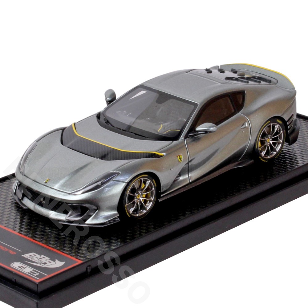 在庫整理セール　　1/64フェラーリ812コンペティツィオーネ　ホワイト 世界に1台の「フェラーリ 812 コンペティツィオーネ」のボディ