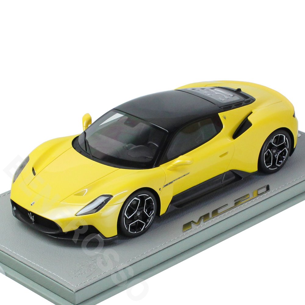 マセラティ レヴァンテ ジュネーブモーターショウ 1/18 BBR 京商 マセラティ レヴァンテ ジュネーブモーターショウ 1/18 BBR 京商