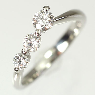 ダイヤモンド リングプラチナ・ダイヤ0.5ct（鑑別書カード付）　スリーストーンリング（指輪） ダイヤモンド指輪｜キュートジュエリー 152,900円