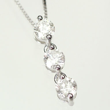 楽天市場】3つの輝く物語を贈る。ダイヤモンド トリロジー ネックレス