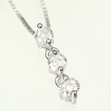 ダイヤモンド ネックレス トリロジー K18WG・ダイヤモンド0.2ct　スリーストーンペンダント（ネックレス）