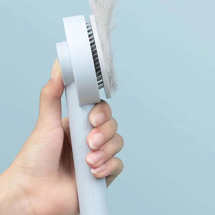 本店 ペット マッサージ ブラシ 猫ブラシ 猫 犬ブラシ スリッカーブラシ 抜け毛取り ペット用品 ペット用ブラシ グルーミング ブラッシング ステンレス製 丸洗い 毛取りコーム 犬 ワンプッシュ お手入れ ピンブラシ 小型犬 送料無料 Whitesforracialequity Org