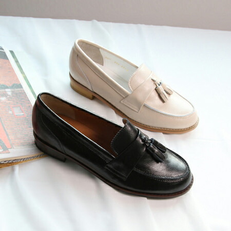 お求めやすく価格改定 ベージュ 黒 ブラック 革靴 タッセル おじ靴 レディースシューズ ローファー オックスフォード シンプル 婦人靴 ぺたんこ O 0681 Spmau Ac In