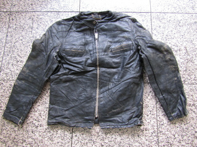70年月日製～ THIS GENUINE LEATHER GARMENT シングルライダースジャケット 黒いこと なめし革 L大きさ位【メンズ】【中古】【LARGE】