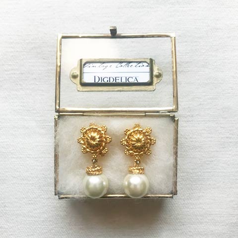 【MOSCHINO】モスキーノ ヴィンテージパールイヤリングv1466【DIGDELICA】Vintage Earring 年代物UESD中古品