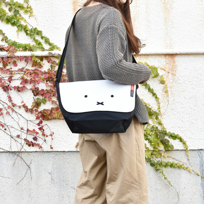 楽天市場 Yakpak ヤックパック ショルダーバッグ メッセンジャー ミッフィー Miffy レディース メンズ オールシーズン ポリエステル ホワイト Yakmf 002 あす楽対応 Dixel