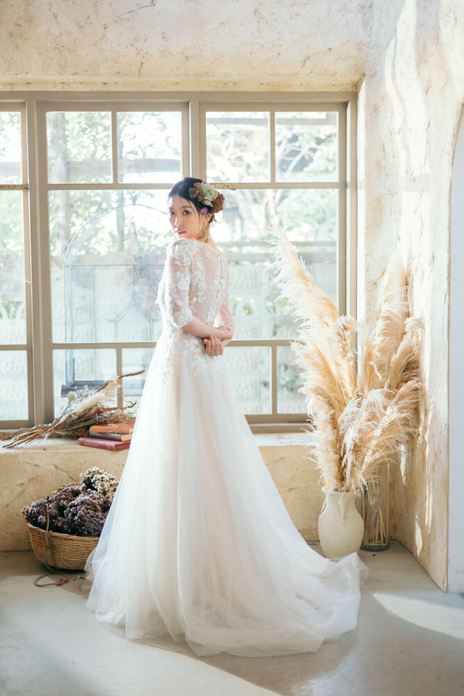 ウエディングドレス 二次会 お花 演奏会 前撮り 結婚式 レース 披露宴 ロングスリーブ パーティードレス 生地 フィッシュテール フォトウエディング 発表会