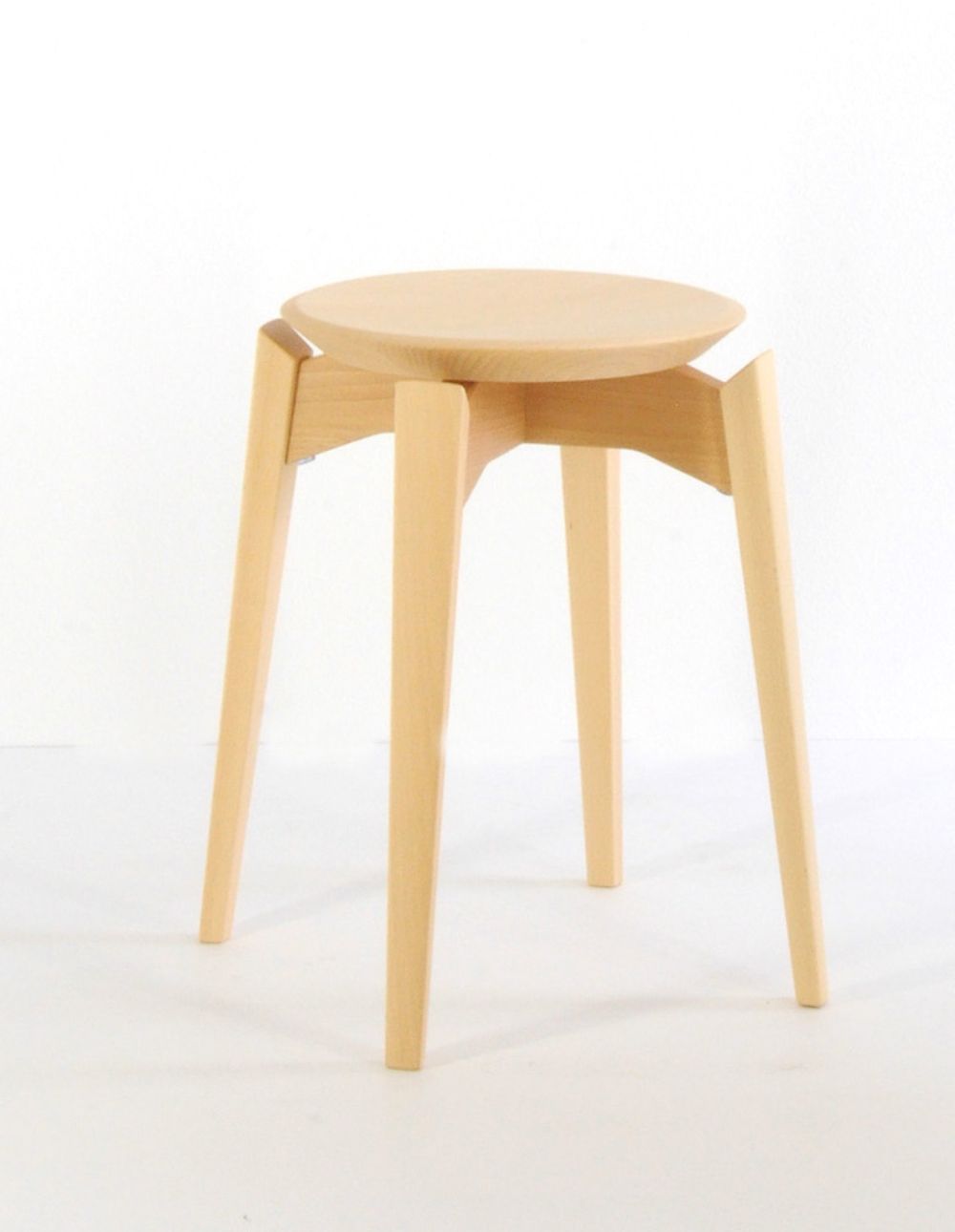 ダイニング コスミックスツール ブナ 板座 おしゃれスツール E175 岐阜県高山市 ナチュラル おしゃれ 軽量 オイル塗装 丸椅子 北欧 スタッキングスツール 椅子 飛騨高山 椅子 ふるさと納税 イス 家具 シンプル オイル塗装 オシャレ 北欧 スツール リビング