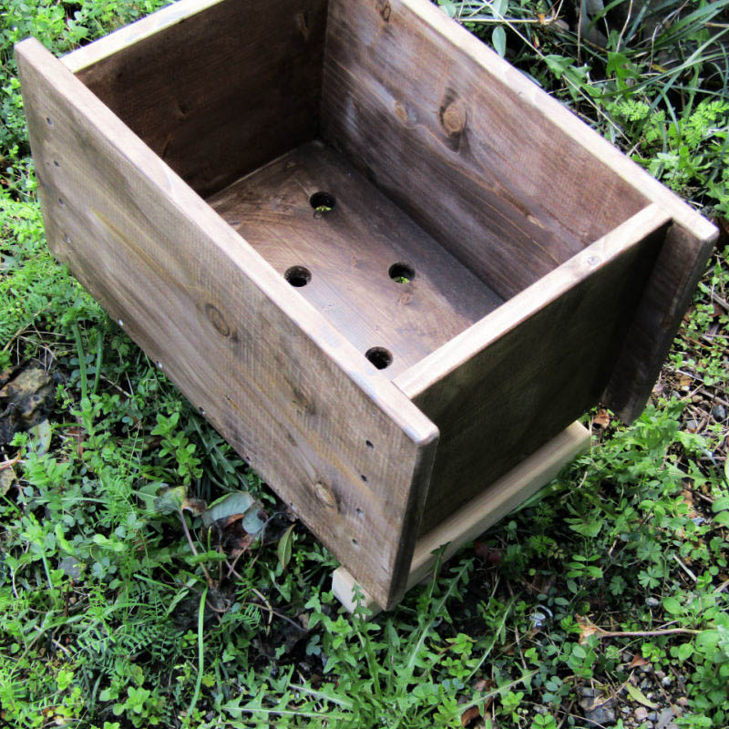 ふるさと納税 手作り木製 プランター Komma Duesseldorf De