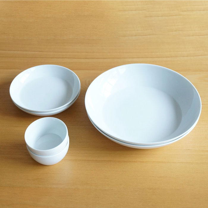 楽天市場 ふるさと納税 2人分の食器 シンプルで実用的なs Lineセット 白磁 白山陶器 Ta60 長崎県波佐見町