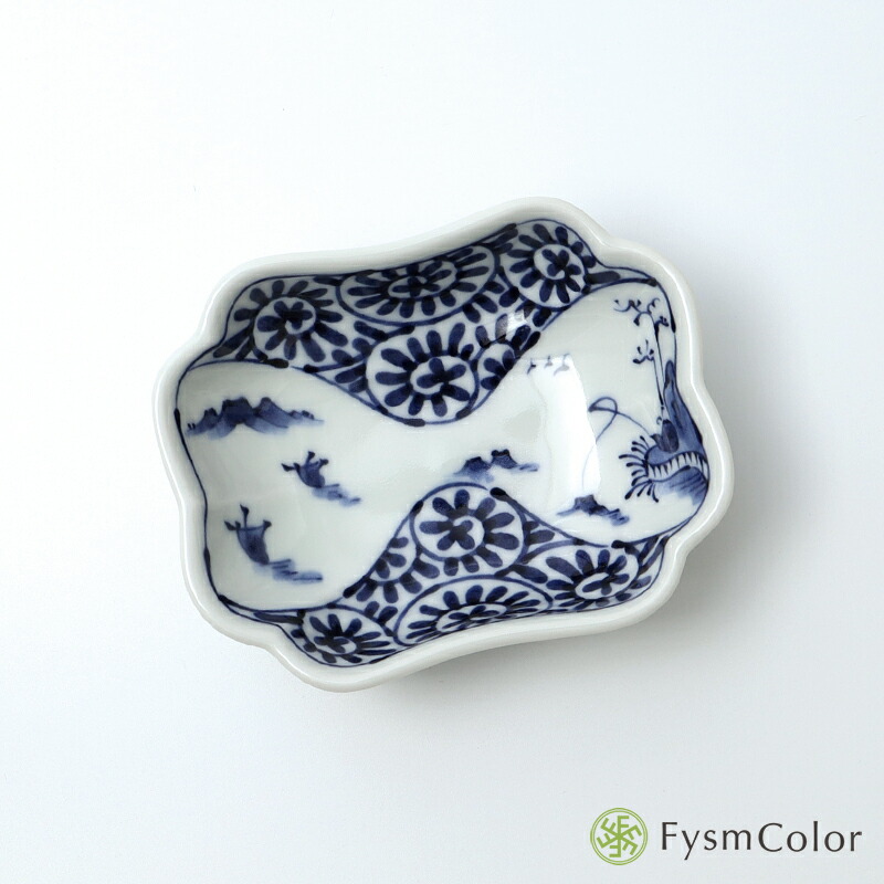 楽天市場】【波佐見焼】【山水唐草寄せ変形角皿小】【染付絵変わり