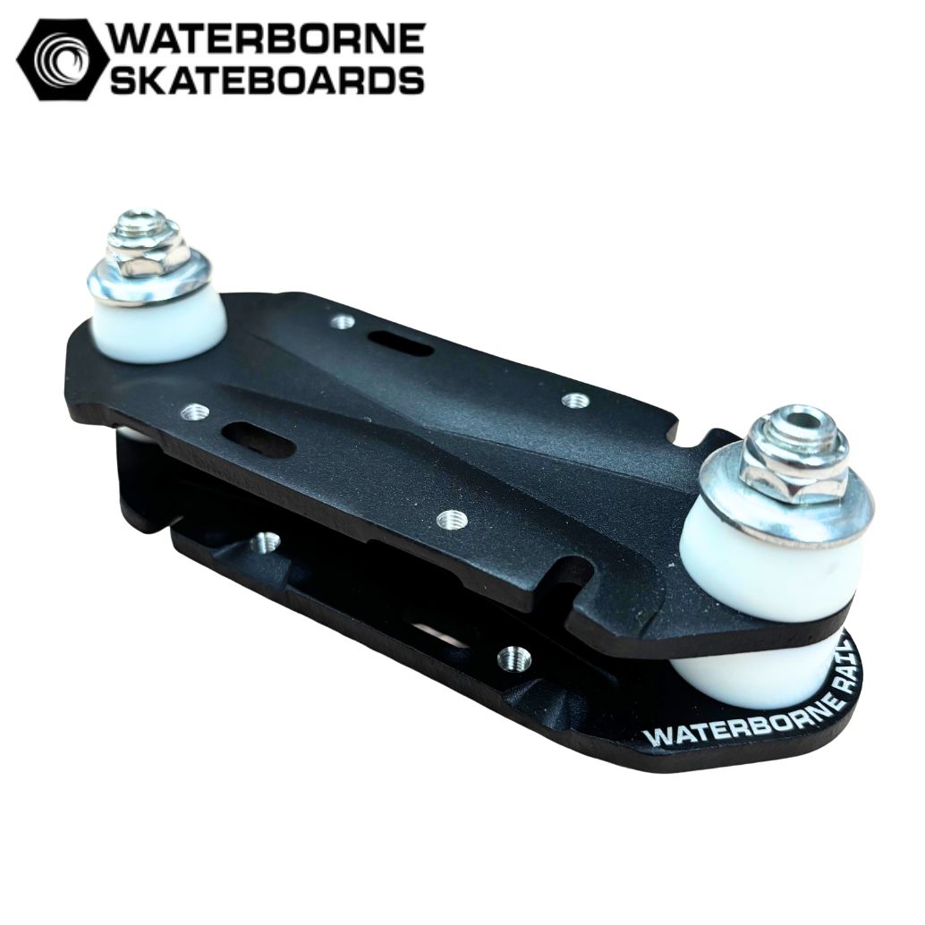 ウォーターボーン 軌跡アダプタ単品 WATERBORNE RAIL ADAPTER ウォーターボーン 鉄道線路 アダプタ １台で３行動様式が楽しめる巫女寄せの一部分 ロンスケ サーフ滑る ロンスケ 尾っぽ うしろ側 後ろ側 カービングボード オフトレ 一部分 疲労困憊品 スケボー 滑るゲーム盤