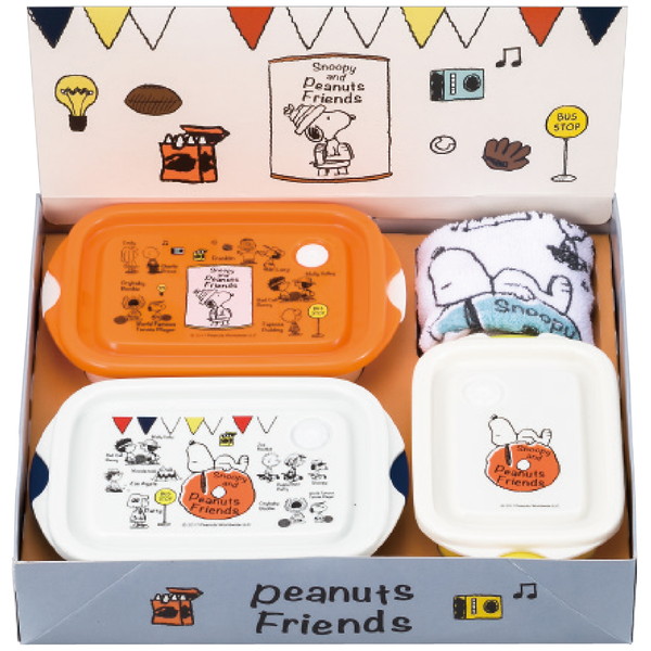 楽天市場 内祝い ギフト スヌーピー 電子レンジ容器 タオル4点セット お誕生日祝い 出産内祝い 出産祝い 結婚内祝い 結婚祝い 送料無料 食品グルメ 人気 高級 贈答用 贈り物 贈答品 内祝い プレゼント お取り寄せ 還暦 長寿 卒寿 傘寿 喜寿 米寿 古希 グルメギフト本舗