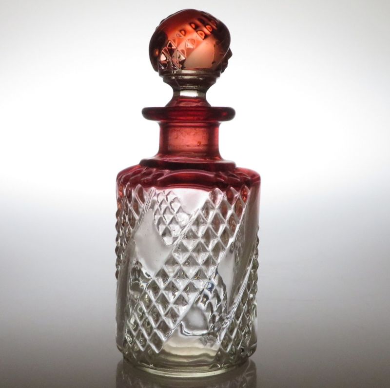 楽天市場】【オールド・バカラ】【ウランガラス】 黄色いウランガラス