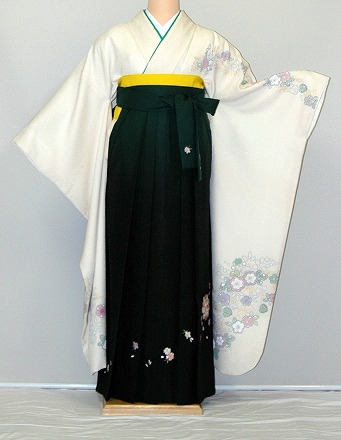 【レンタル】振袖、袴(刺繍はかま)レンタル【白・薄色系】【HF821】標準/L寸/7号/9号/11号/13号/冬春キャンペーン|かしいしょうプラザ大きい留袖振袖