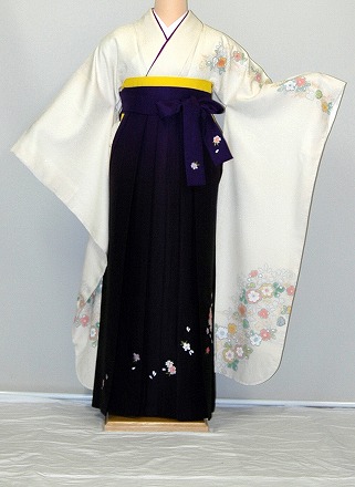 【レンタル】振袖、袴（刺繍はかま）レンタル【白・薄色系】【HF820】標準/Ｌ寸/7号/9号/11号/13号/冬春キャンペーン