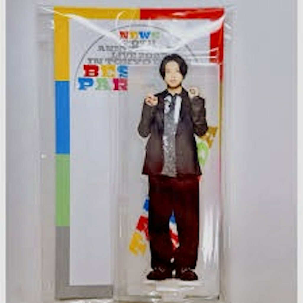 NEWS アクスタ　セット NEWS】小山慶一郎 アクスタセット - メルカリ