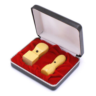 送料無料◆印鑑 はんこ 会社設立Bセット【天丸】(実印 18mm 角印 21mm)薩摩本柘（専用ケース付） [法人印鑑 2本セット 会社印鑑 ケース付 印鑑セット 会社印 セット 法人印 法人用 代表印 代表者印]