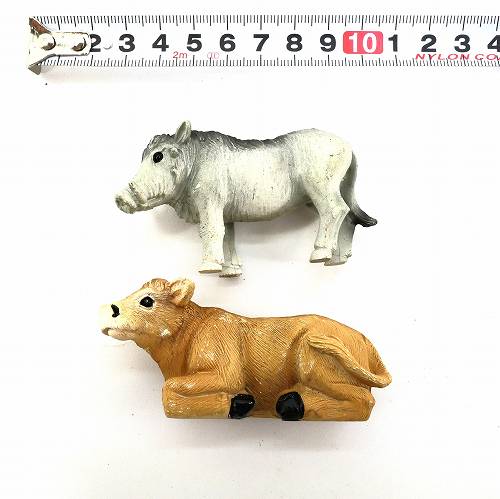 ミニチュア 動物 イノシシとウシ 置物 マスコット インテリア おしゃれ 置き物 展示品 訳あり Ao 9 あす楽 宅配便のみ Marcsdesign Com