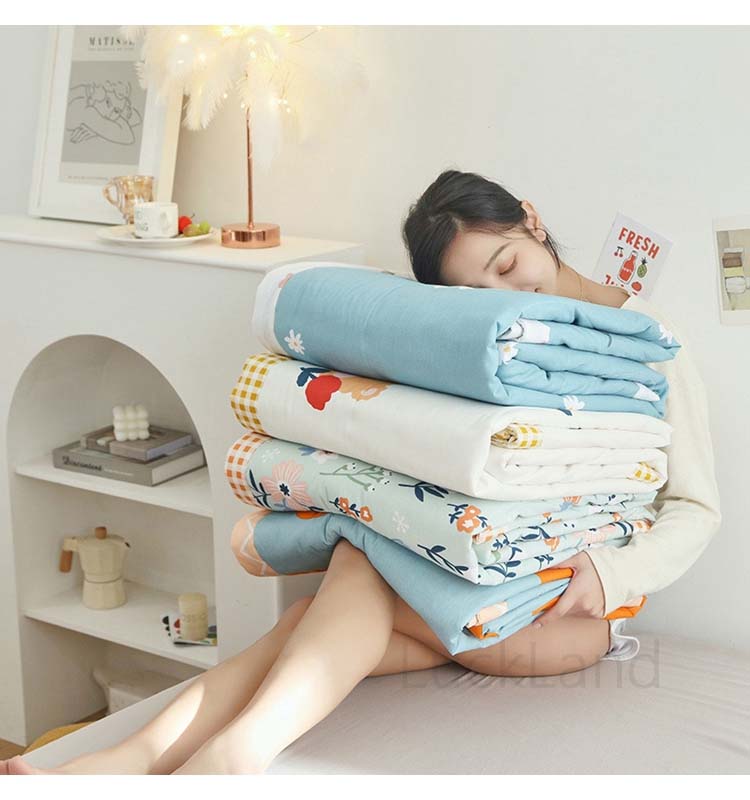 ベッド投擲 ケット 大判 夏用 大切 柄格仕組み 総柄 綿布100 寝具 布団 タオルケット シングル ダブル 豎子 培養苑 抗菌 洗える 空調ケット 通気性 温柔 そっと 膚ざわり妙々たる 生半熟園 ベッド 眠り 昼休み 具足 ベッドスロー ブランケット 大判 夏用 かわいい