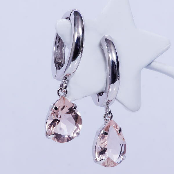 K18WG 1.6ct モルガナイトピアリング 1.6カラット ペアシェイプ 18金 ホワイトゴールド枠 3月誕生石 クリスマス ギフト 結婚式|I Love ジュエリー