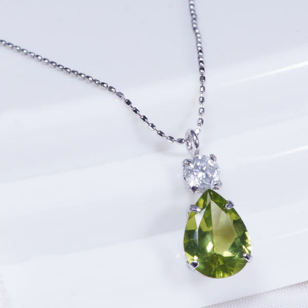 PT 1ct ペリドットペンダント ペアシェイプ ダイヤ 0.1ct 45cm 8月誕生石 ギフト 結婚式|I Love ジュエリー