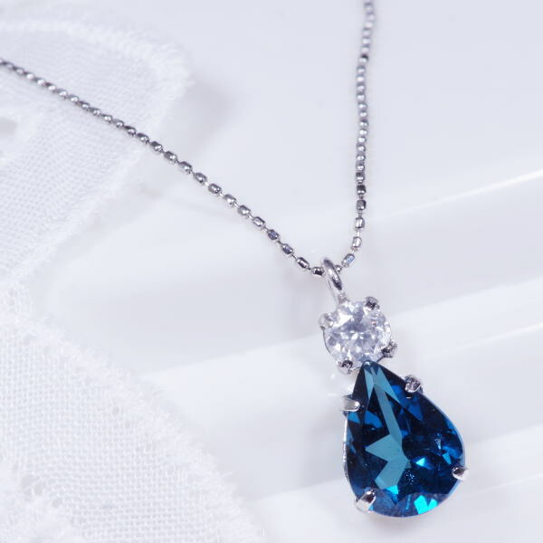 PT 1ct ロンドンブルートパーズペンダント ペアシェイプ プラチナ 45cm フリーアジャスター 11月誕生石　ギフト　結婚式｜I Love ジュエリー 42,900円