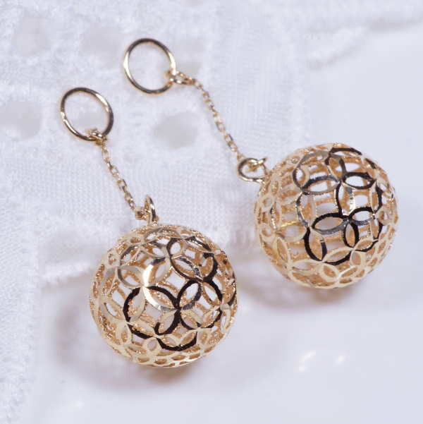 楽天市場】プラチナ(Pt900)ダイヤモンドチャーム(フラワー、結晶