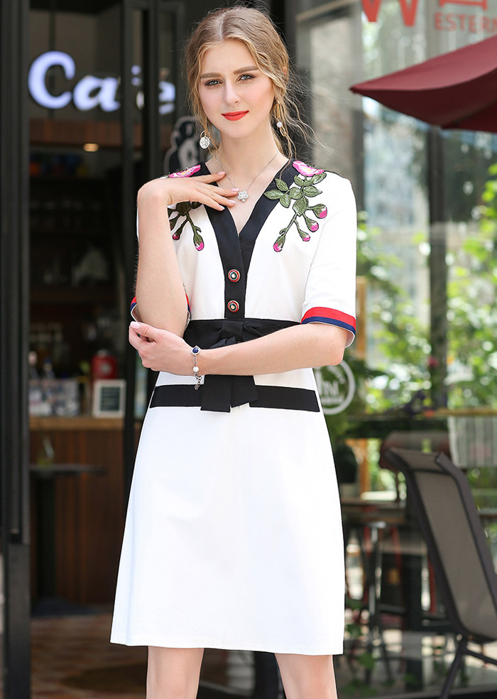 モノトーンワンピース ワンピース 50代 大人 レース 上品 セレブ フォーマルドレス 披露宴 七五三 二次会ご挨拶 ワンピース 謝恩会s Sokuxl ミディアム 結婚式 花柄 エレガント 全品10 Offクーポン ワンピース お宮参り ワンピース きれいめ ワンピース 着痩せ 秋冬