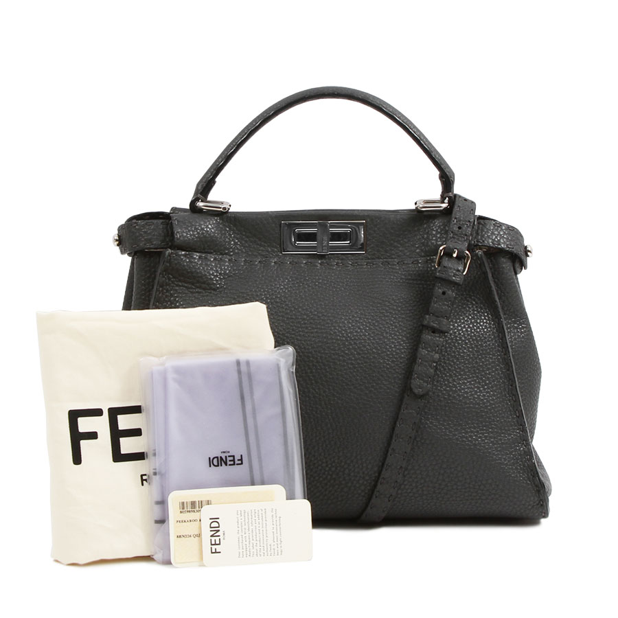 楽天市場】フェンディ ピーカブー アイシーユー ミディアム キャンバス