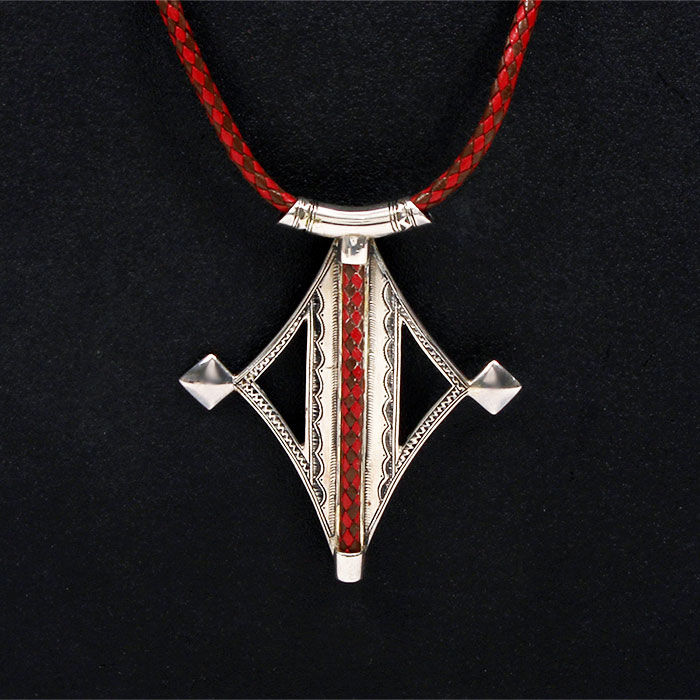 楽天市場】HERMES【エルメス】トゥアレグ チョーカー レザー