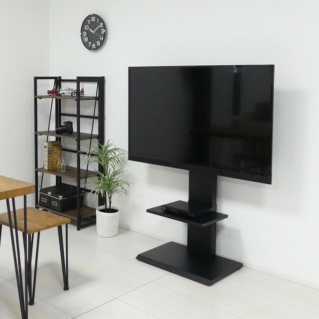 組立式 壁掛け風テレビ台 ロータイプ ブラック 32～60V対応 クロシオ 【メーカー直送 代引き不可 テレビスタンド 壁寄せ】｜ワザあり買い物大事典