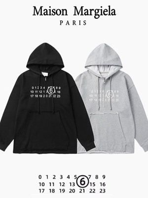 Maison Margiela パーカー S50GU0202 S25505 900 Maison Margiela パーカー S50GU0202 S25505 900 (Maison