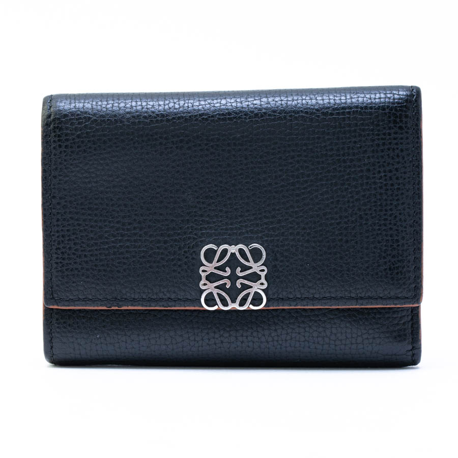 美品❤LOEWE ブラック 三つ折り財布 LOEWE 三つ折り財布 ブラック - メルカリ
