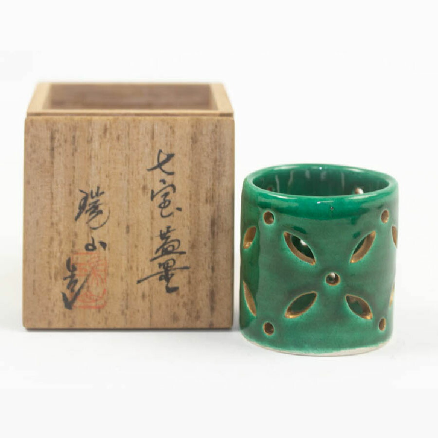 楽天市場】（六月☆特売品）重要無形文化財 角谷一圭作 唐松散沈金 唐