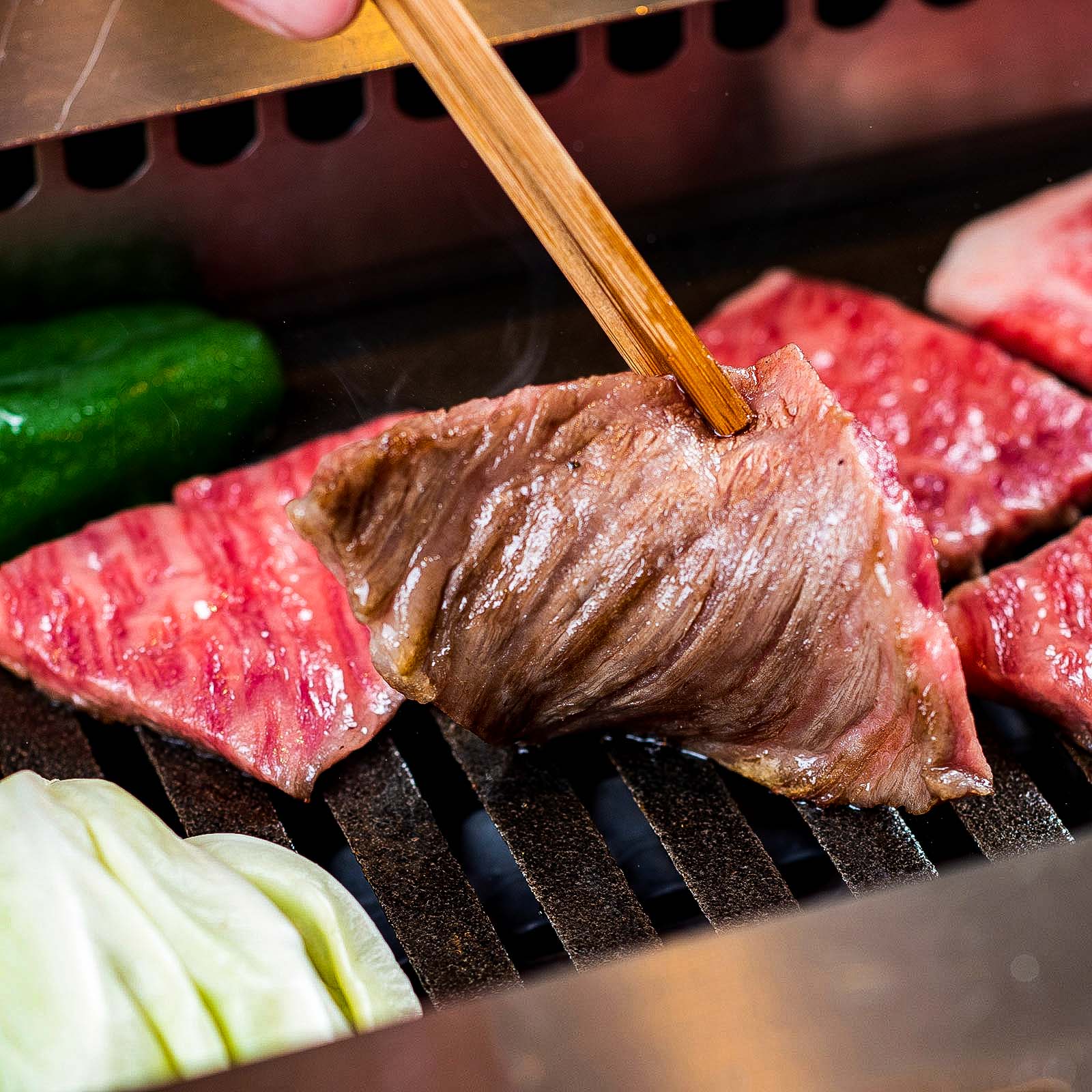 日本最大級 楽天市場 送料無料 紀州和華牛 焼肉ロース 1kg 約9 10人前 お肉 高級 ギフト プレゼント 贈答 自宅用 まとめ買い 熊野牛専門店 ミートファクトリー 激安単価で Lexusoman Com