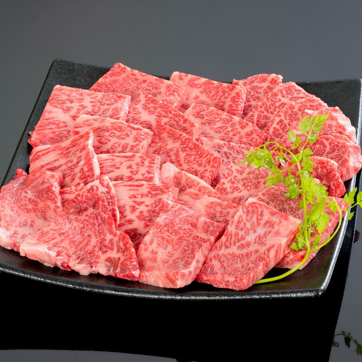 高い品質 紀州和華牛 焼肉上肩ロース 600g 約5 6人前 お肉 高級 ギフト プレゼント 贈答 自宅用 まとめ買い 熊野牛専門店 ミートファクトリー 50 Off Vancouverfamilymagazine Com