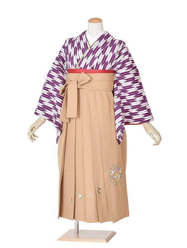 【賃借】小学生 卒袴 賃借 御姉さん 袴仕掛ける 今めかしい  生まれ育つを感じる晴れ姿 紫矢絣×山吹 140糎~145糎 1袴賃借 卒式 赤ちゃんお召しもの 初等学校 お坊っちゃん キッズ 前撮り 七五三 姉妹 赤ちゃん 貸お召しもの  楽になることのフルセット 紫 矢羽 13歳詣り 10才お召しもの 新品足袋差し上げ物