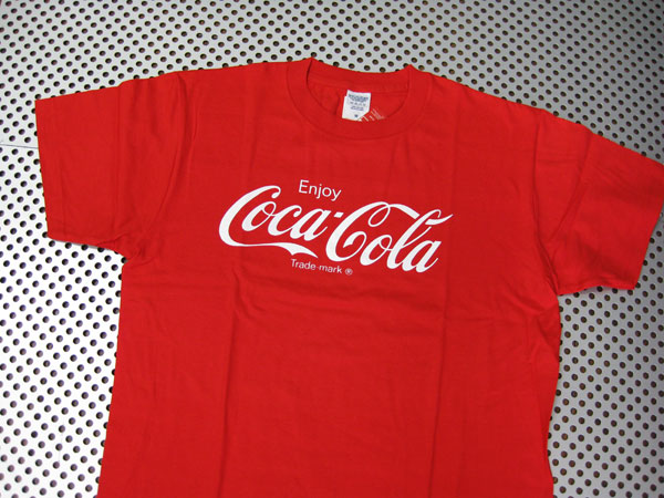 Coca-Cola Tシャツ＆ショートパンツ セットアップ ５色 男女OK Coca-Cola Tシャツ＆ショートパンツ セットアップ 5色 男女OK
