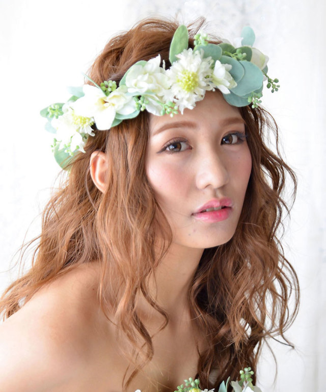 ヘッドドレス 花冠 髪飾り 海外挙式でも人気の造花の花かんむり アレンジパーツ付き ヘッドドレス とホワイトデルフィニューム 前撮り 花冠 ユーカリ ブライダル髪飾り ウェディング 緑 花かんむり 造花 髪飾り 花嫁 ウエディング ブライダル 結婚式 海外挙式 ハワイ婚