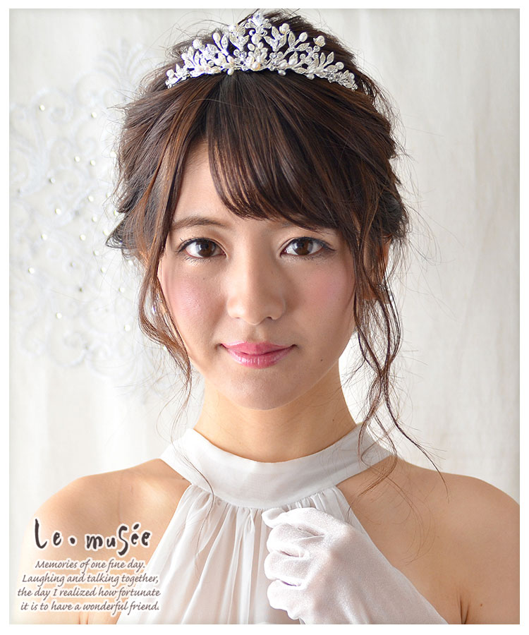 ティアラ シンフォニー ヘッドドレス ヘアアクセ 髪飾り ウェディングドレス ギフト ヘアアクセサリー 花嫁 パーティー リゾート パール 結婚式 ブライダル シンプル 可愛い ビジュー ウエディング おしゃれ 二次会 ウェディング プレゼント 披露宴 ウェディング