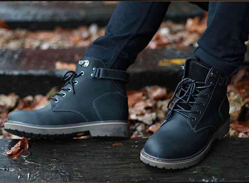 送料無料 ブーツ メンズ ウォーキングシューズ 軽量 歩きやすい ブランド おしゃれ 秋 幅広 大人 軽い 夏 冬 春 ファッション 秋靴 春靴 40代 代 お洒落 30代 夏靴 オフィスカジュアル 冬靴 50代 かっこいい Shoes 3e 4e セール Shs 1135 Less