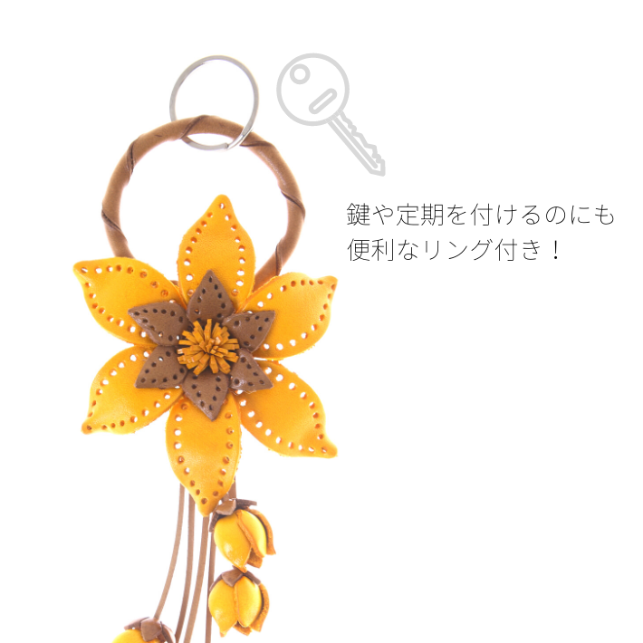 楽天市場 バッグチャーム 本革 フラワー クレマチス レザー フラワーチャーム 革小物 レザー小物 キーホルダー 可愛い おしゃれ チャーム 飾り お花 オリジナル 花 花モチーフ 誕生日 ギフト 鞄 アクセサリー マガザン ドゥ キュイール