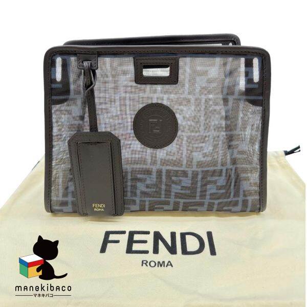 楽天市場】FENDI フェンディ ピーカブー ディフェンダー