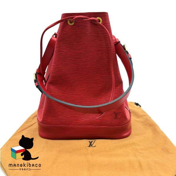 ルイ・ヴィトン LOUIS VUITTON レッド M44007 エピノエ 赤 ショルダーバッグ 巾着 レザー ブランド バッグ 高級感 おしゃれ 普段持ち 旅行 布袋 ランクAB 女性用バッグ 【中古】