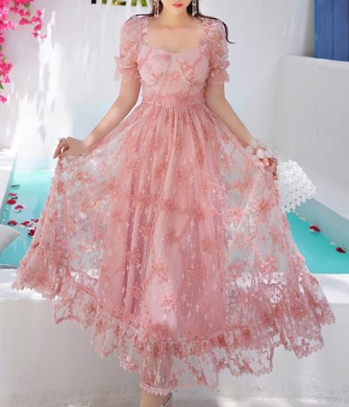 ワンピース ドレス お嬢様 お姫様 ゆめかわいい メルヘン 可愛い 星柄 スター ハートネック スクエアネック 春 夏 半袖 ロング丈 レース ふんわり フレア 立体 ティアード パフスリーブ ガーリー 上品 きれいめ パーティー ゲスト 二次会 レディース ピンク S M L