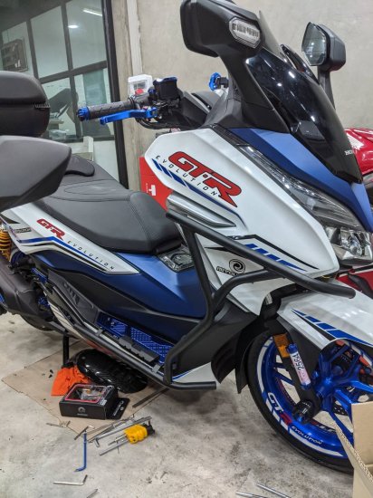ホンダ フォルツァ MF15 クラッシュバー