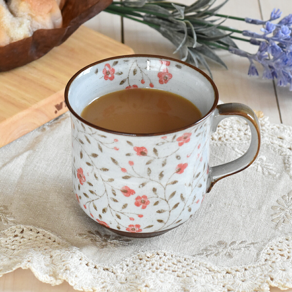 楽天市場 300円offクーポン マグカップ 桜 ブルー 300ｍｌ手貼り 手作り 陶器 食器 コーヒーカップ カップ お茶 コーヒー 可愛い おしゃれ モダン 美濃焼 国産 電子レンジ 食洗器対応 カフェ風 シンプル 二色銅板 大マグ 桜bl 見谷陶器