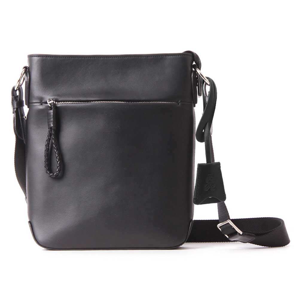 楽天市場】PIENI ピエニ PEITE M PVC レザー ショルダーバッグ SZB-34